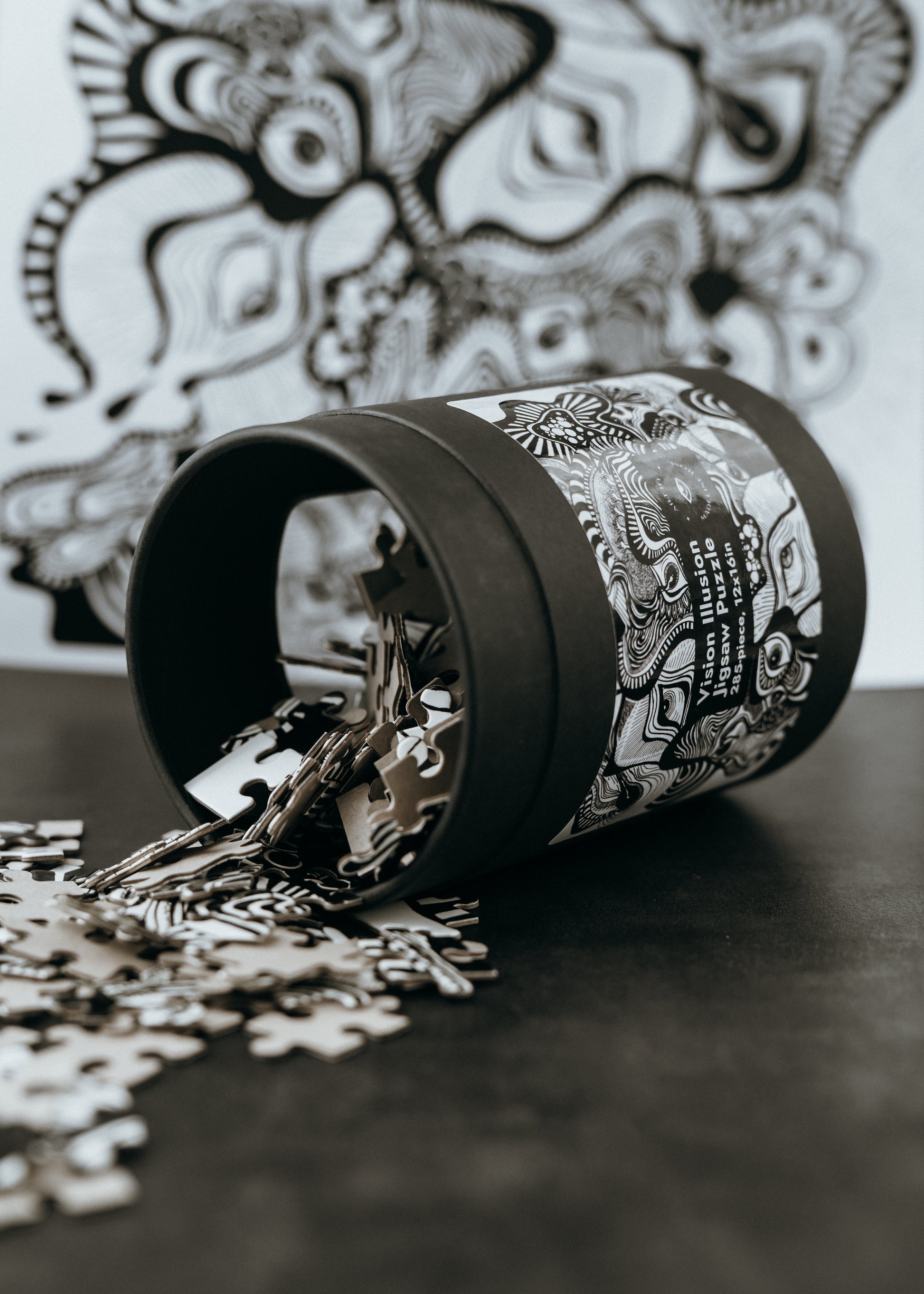 Vision Illusion - Art Jigsaw Puzzle (XAOS)