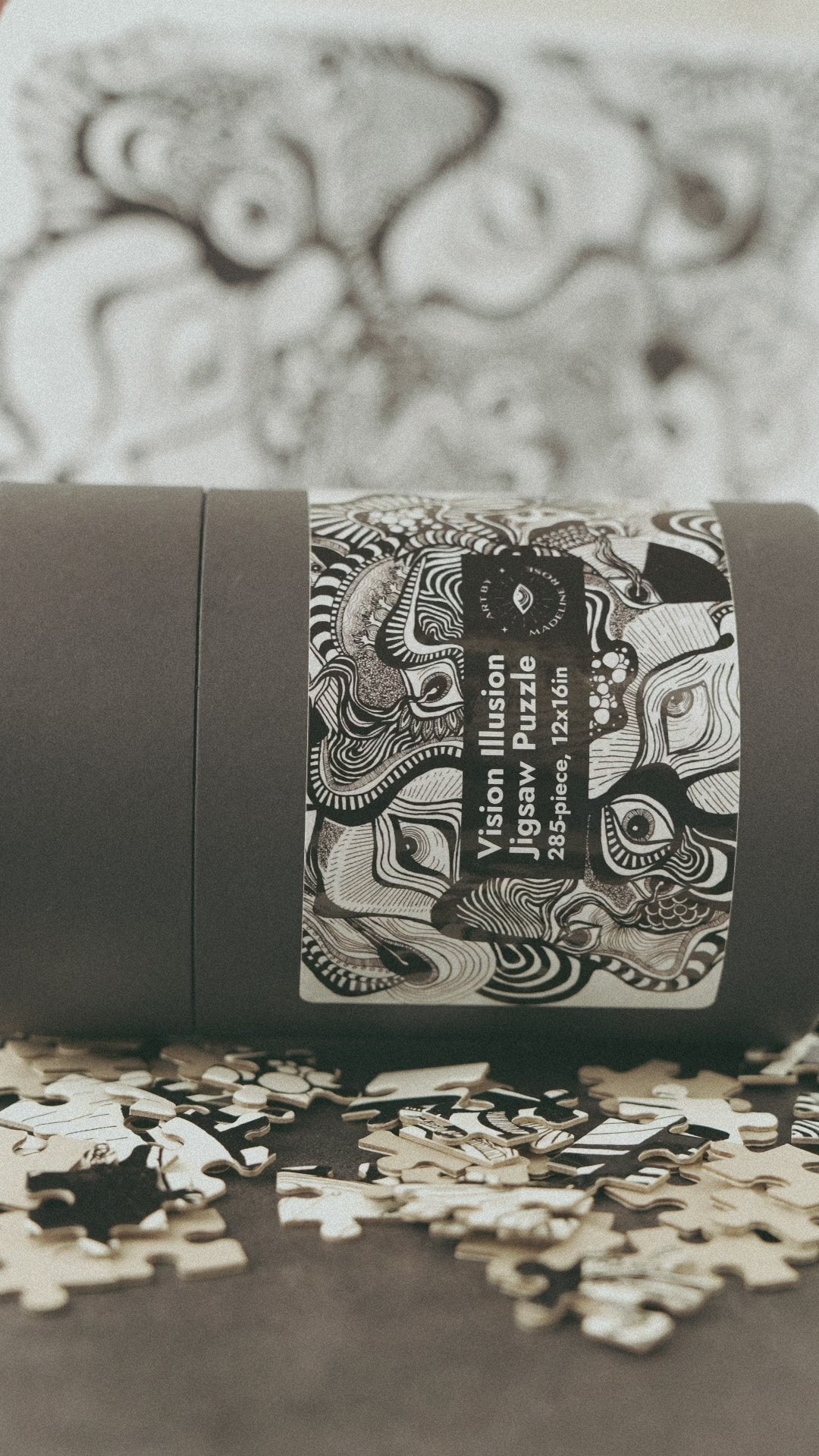 Vision Illusion - Art Jigsaw Puzzle (XAOS)